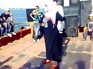 Film porno écolière partie 2 hijab danse sur le nil danse hijab