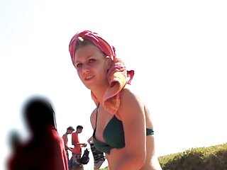 Jeunnne seurfeuse biaritz. jadore fils sourire pervers pervers fils