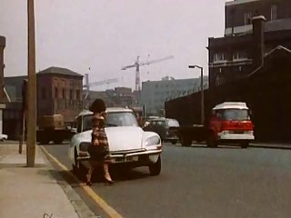 Porno en ligne russe sur la table maniaques (1977) film complet classiques maniacs