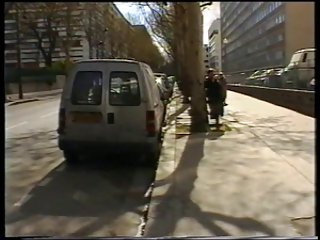 Porno femme de derrière une virée au bois