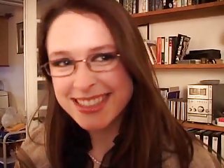 Pornovideo d'inspection des français cutie noir clitoris