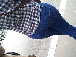 Des vidéos porno en transport en ligne du métro d'ébène